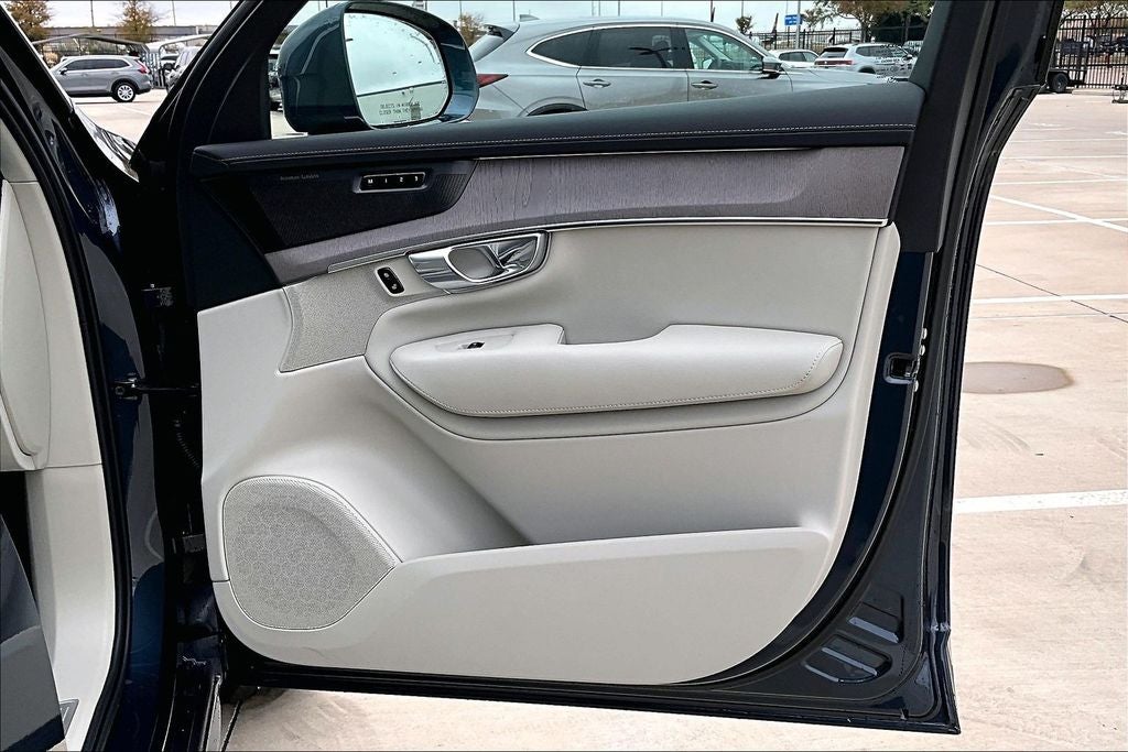 2026 Volvo XC90 Plug-In Hybrid T8 Ultra 7 Passenger