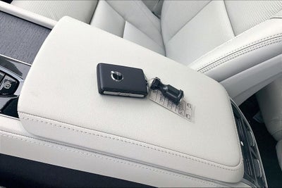 2026 Volvo XC90 Plug-In Hybrid T8 Ultra 7 Passenger