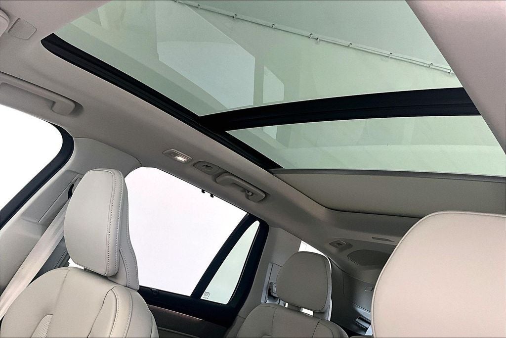 2026 Volvo XC90 Plug-In Hybrid T8 Ultra 7 Passenger