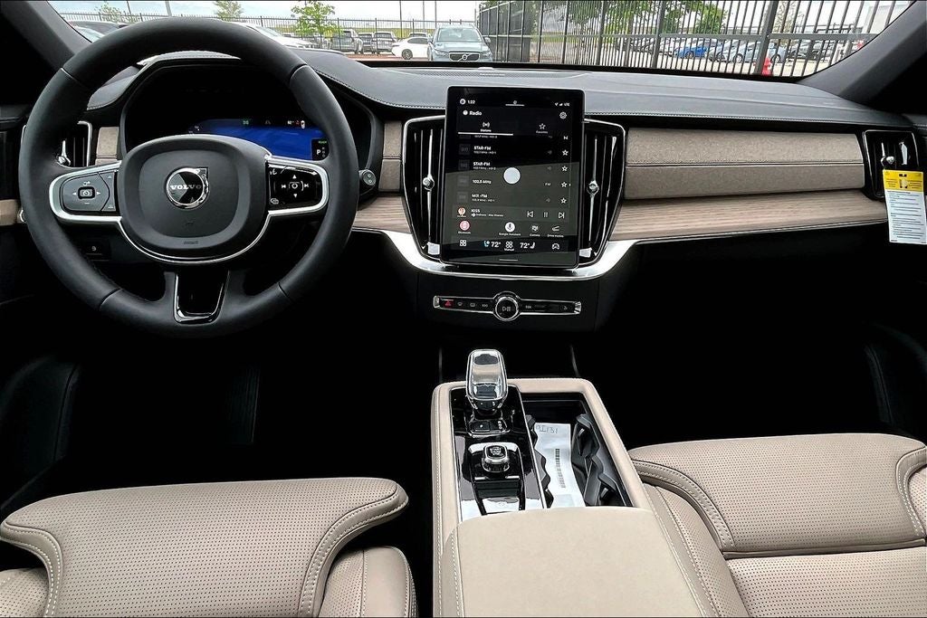 2026 Volvo XC90 Plug-In Hybrid T8 Ultra 7 Passenger