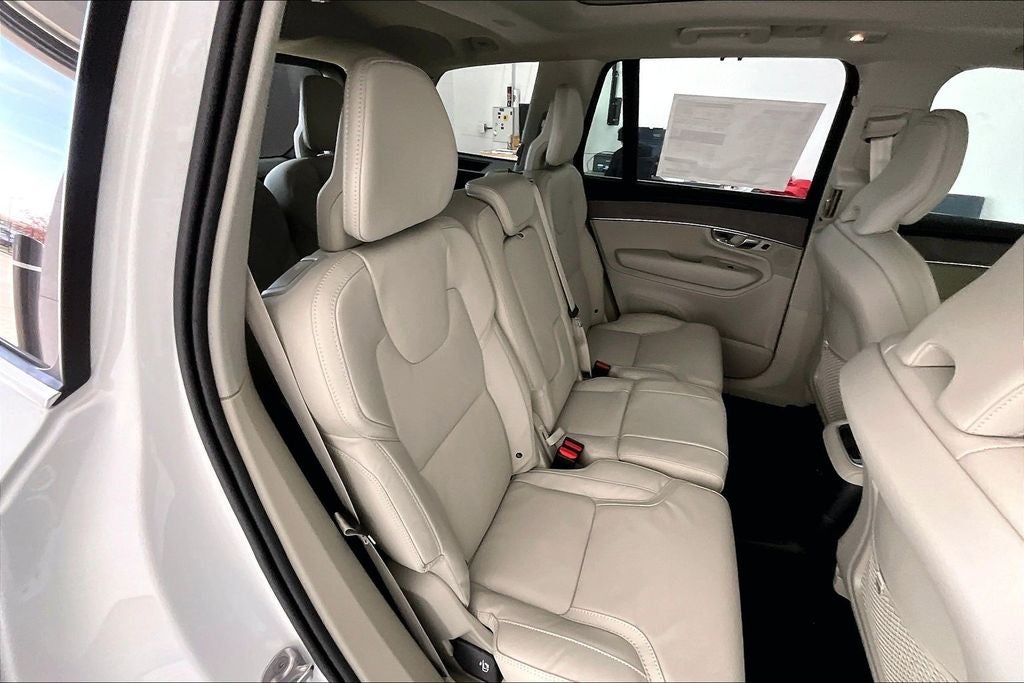 2026 Volvo XC90 Plug-In Hybrid T8 Ultra 7 Passenger