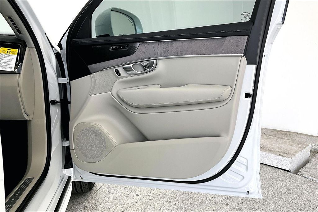 2026 Volvo XC90 Plug-In Hybrid T8 Ultra 7 Passenger