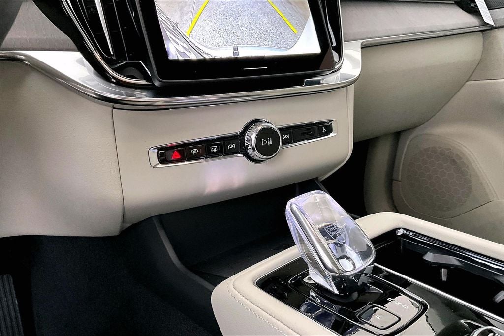 2026 Volvo XC90 Plug-In Hybrid T8 Ultra 7 Passenger