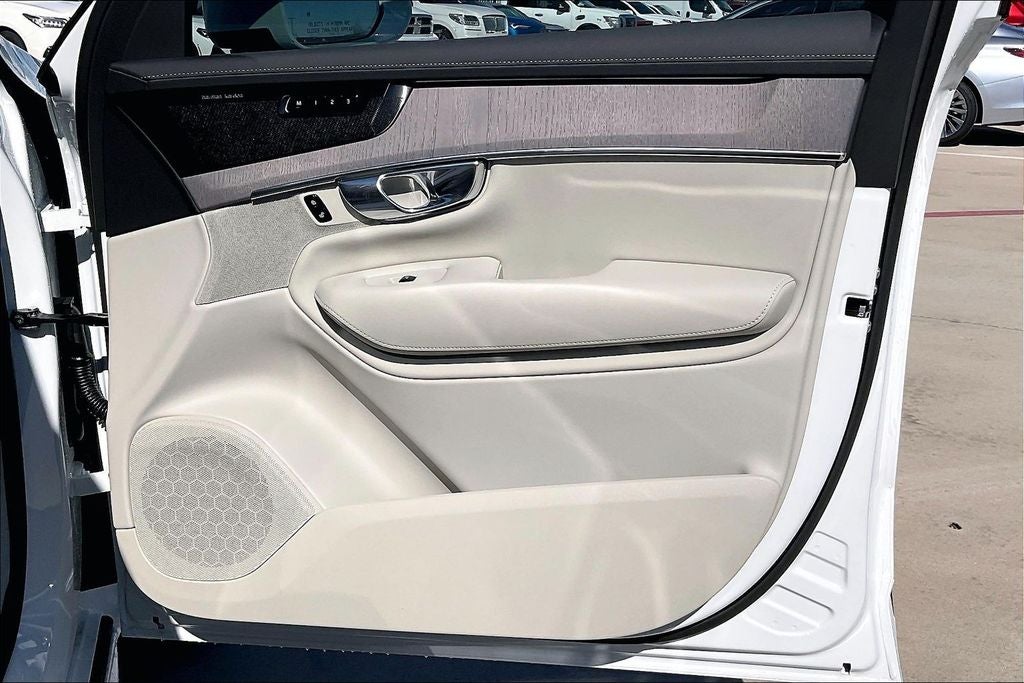 2026 Volvo XC90 Plug-In Hybrid T8 Ultra 7 Passenger