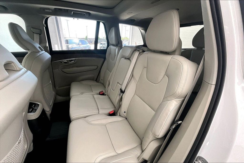 2026 Volvo XC90 Plug-In Hybrid T8 Ultra 7 Passenger