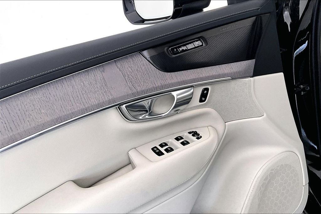 2026 Volvo XC90 Plug-In Hybrid T8 Ultra 7 Passenger