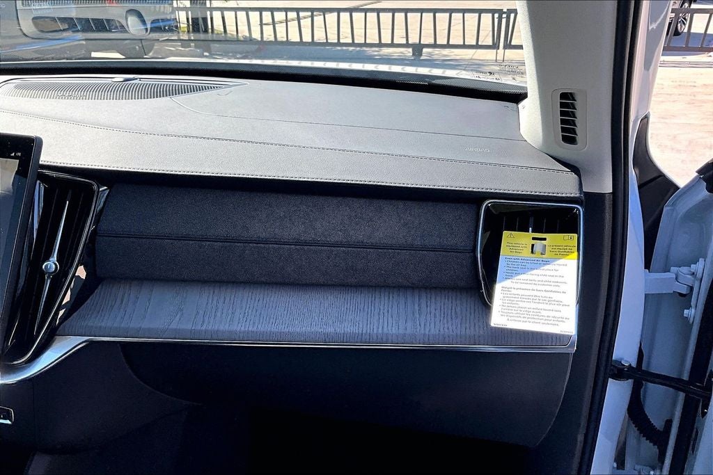 2026 Volvo XC90 Plug-In Hybrid T8 Ultra