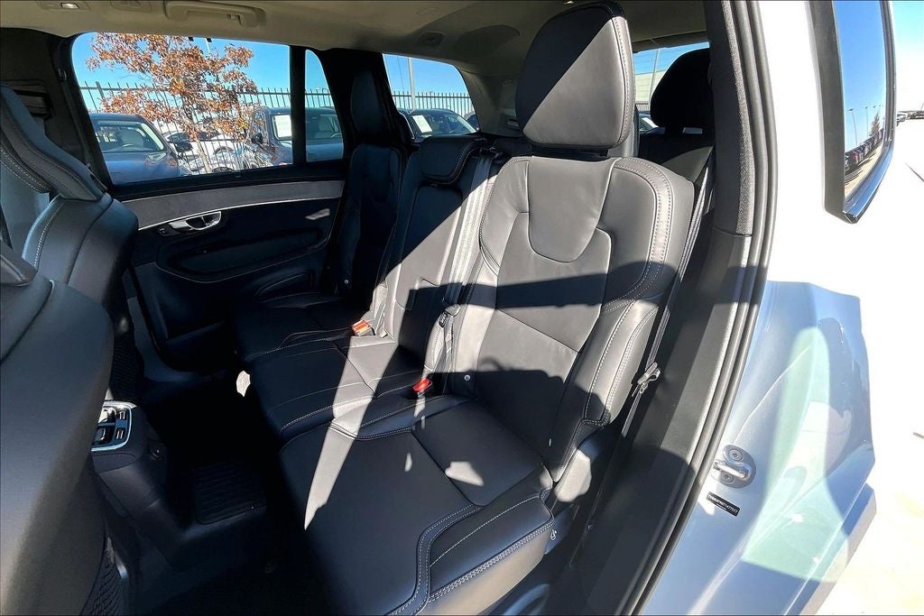 2026 Volvo XC90 Plug-In Hybrid T8 Ultra