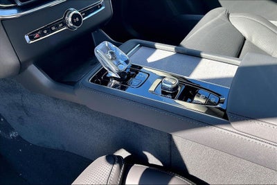 2026 Volvo XC90 Plug-In Hybrid T8 Ultra