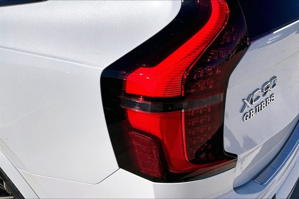 2026 Volvo XC90 Plug-In Hybrid T8 Ultra