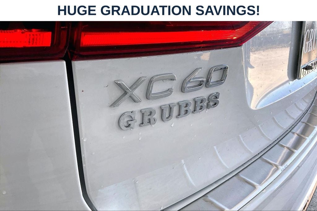 2026 Volvo XC60 Plug-In Hybrid T8 Plus