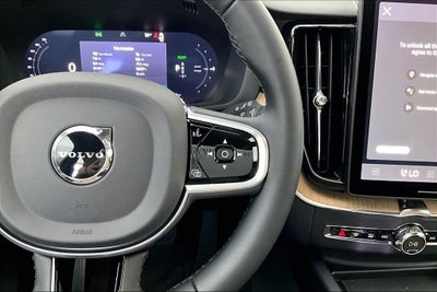 2026 Volvo XC60 Plug-In Hybrid T8 Plus