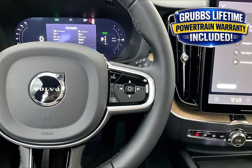2026 Volvo XC60 Plug-In Hybrid T8 Plus