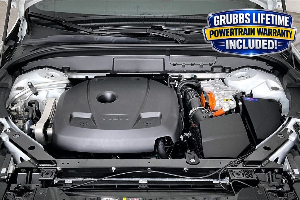 2026 Volvo XC60 Plug-In Hybrid T8 Plus