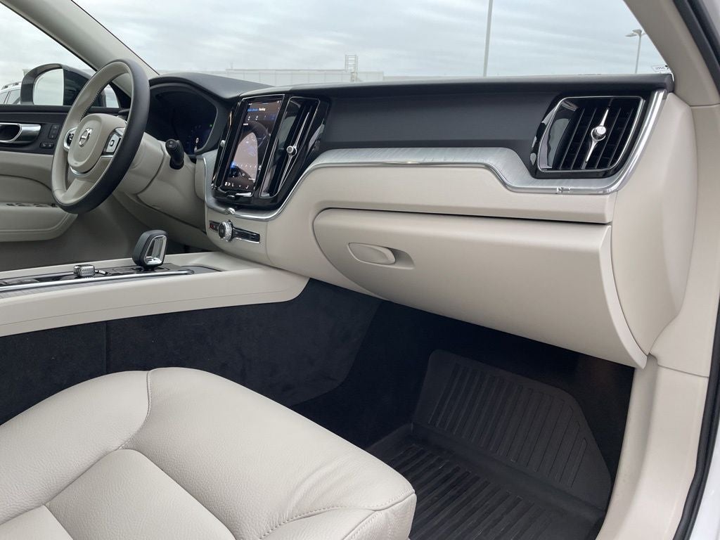 2025 Volvo XC60 Plug-In Hybrid T8 Plus T8 AWD PLUS