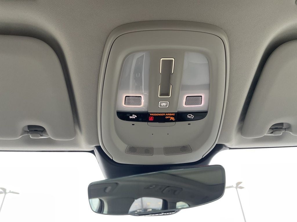 2025 Volvo XC60 Plug-In Hybrid T8 Plus T8 AWD PLUS