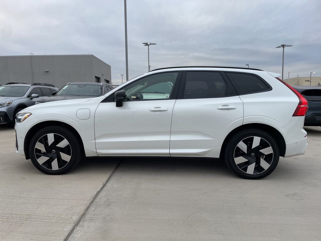 2025 Volvo XC60 Plug-In Hybrid T8 Plus T8 AWD PLUS