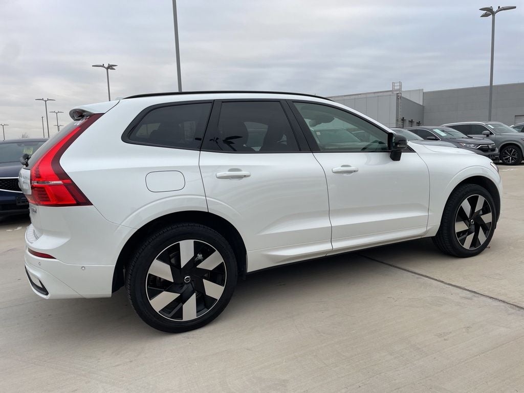 2025 Volvo XC60 Plug-In Hybrid T8 Plus T8 AWD PLUS