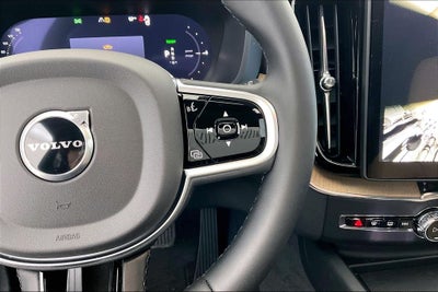 2026 Volvo XC60 Plug-In Hybrid T8 Plus