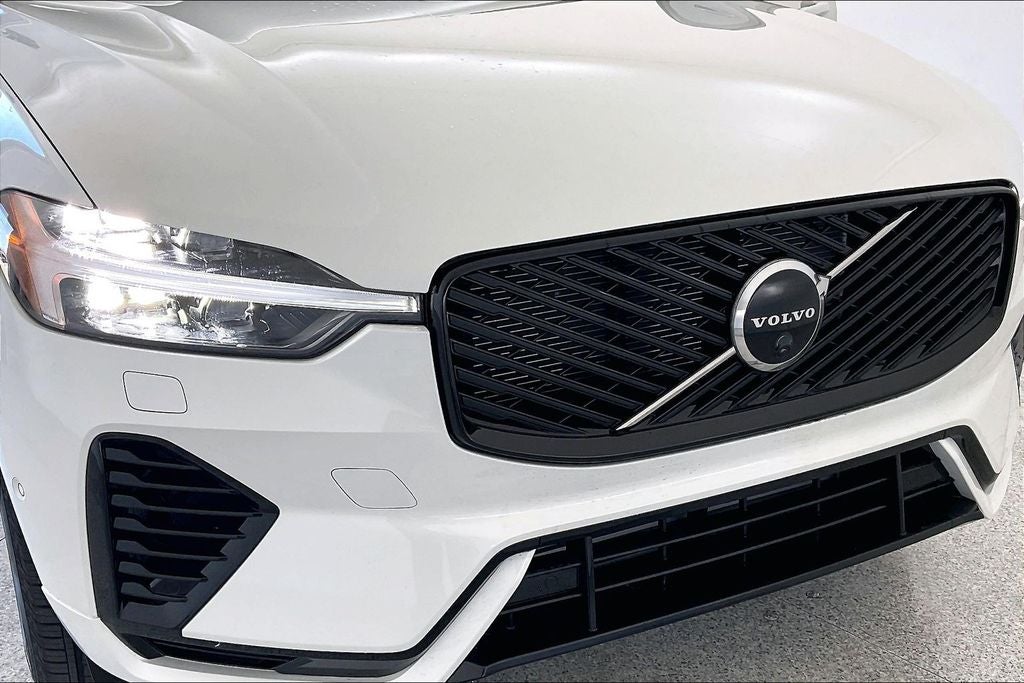 2026 Volvo XC60 Plug-In Hybrid T8 Plus