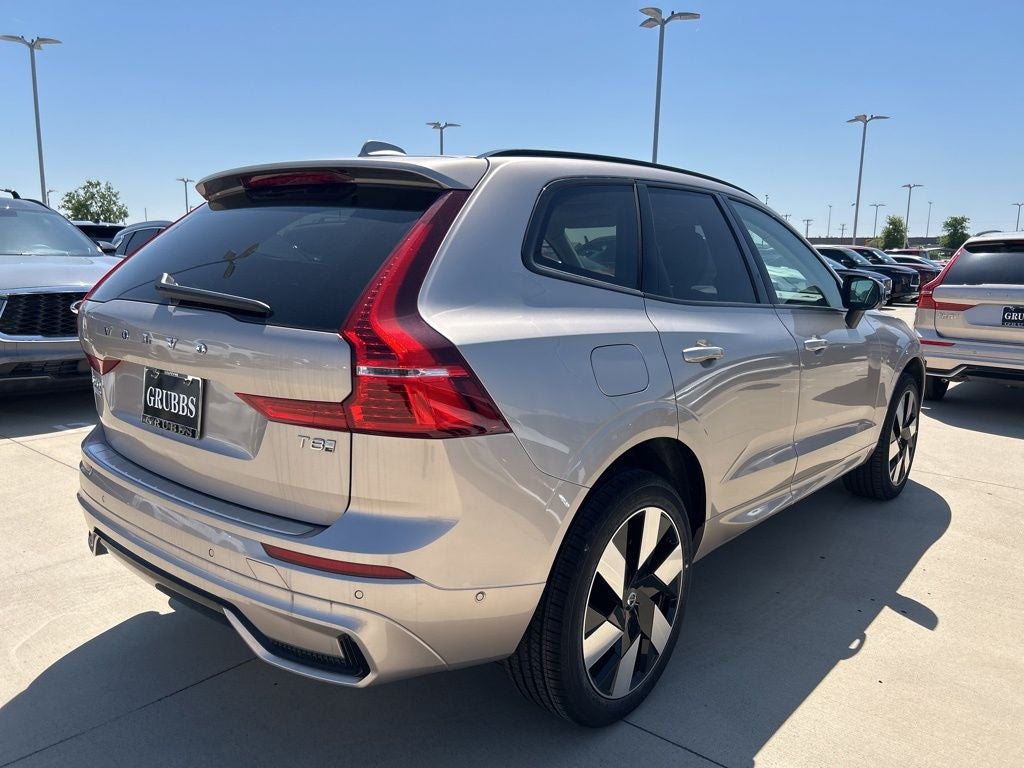 2025 Volvo XC60 Plug-In Hybrid T8 Plus