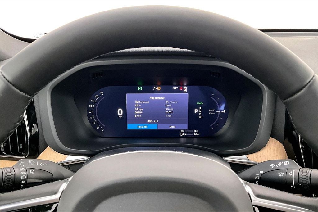 2026 Volvo XC60 Plug-In Hybrid T8 Plus