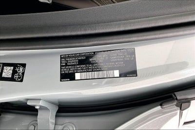 2026 Volvo XC60 Plug-In Hybrid T8 Plus