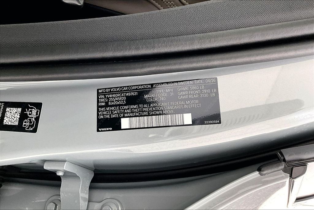 2026 Volvo XC60 Plug-In Hybrid T8 Plus