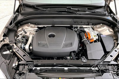 2026 Volvo XC60 Plug-In Hybrid T8 Plus
