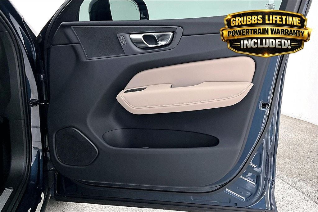 2026 Volvo XC60 Plug-In Hybrid T8 Core