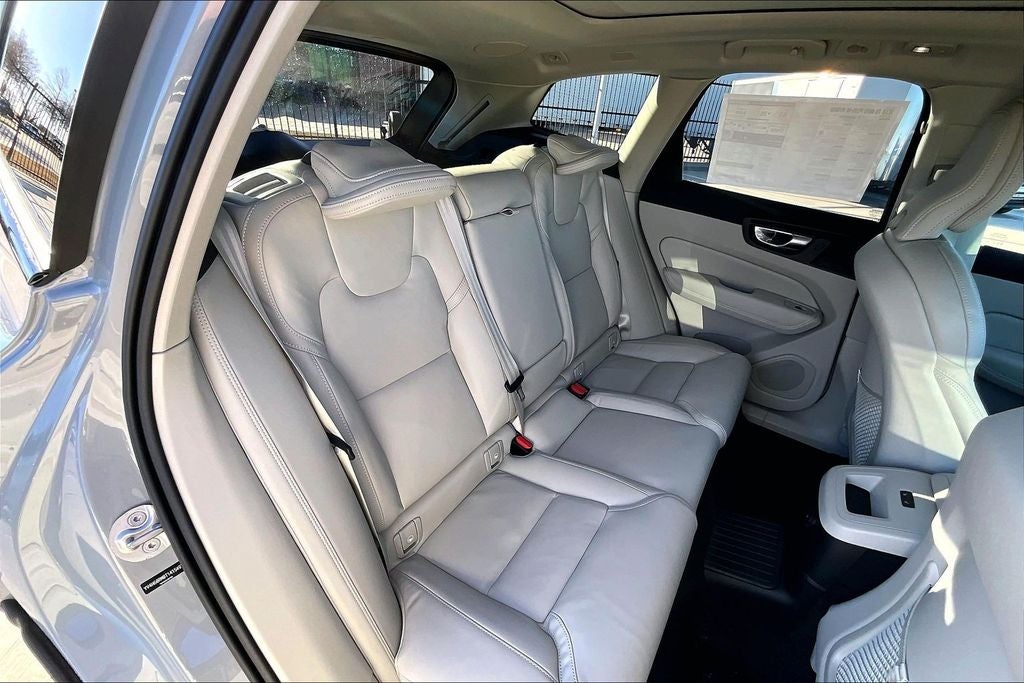 2026 Volvo XC60 Plug-In Hybrid T8 Ultra