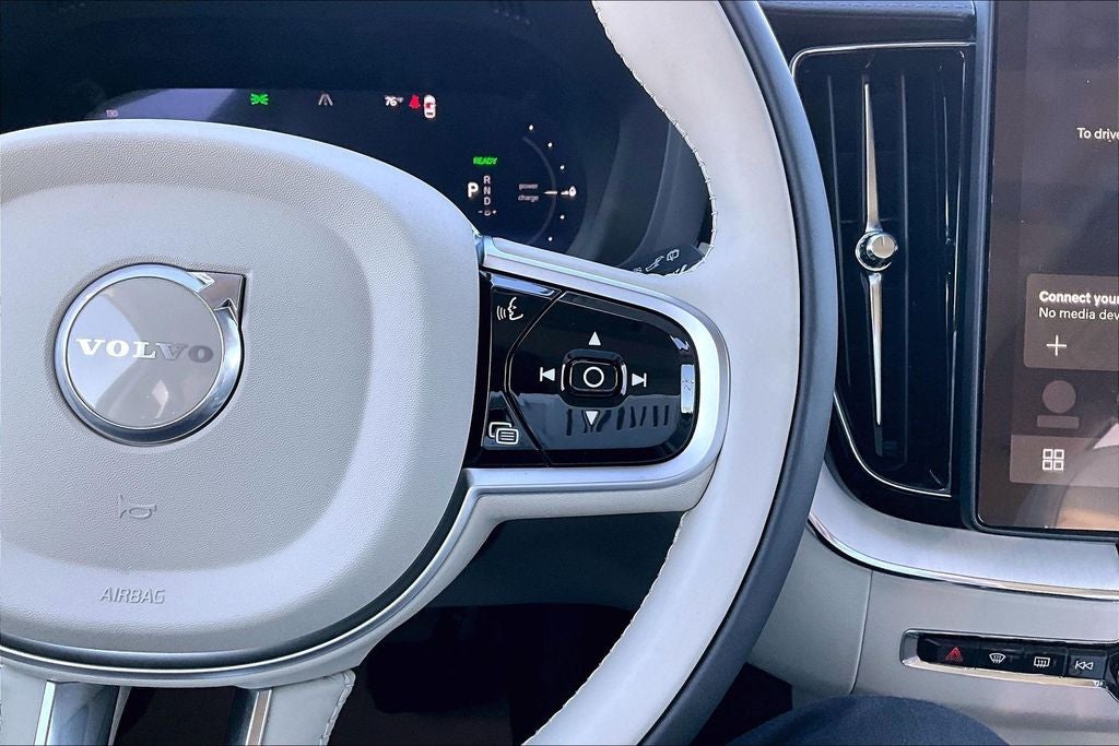 2026 Volvo XC60 Plug-In Hybrid T8 Ultra