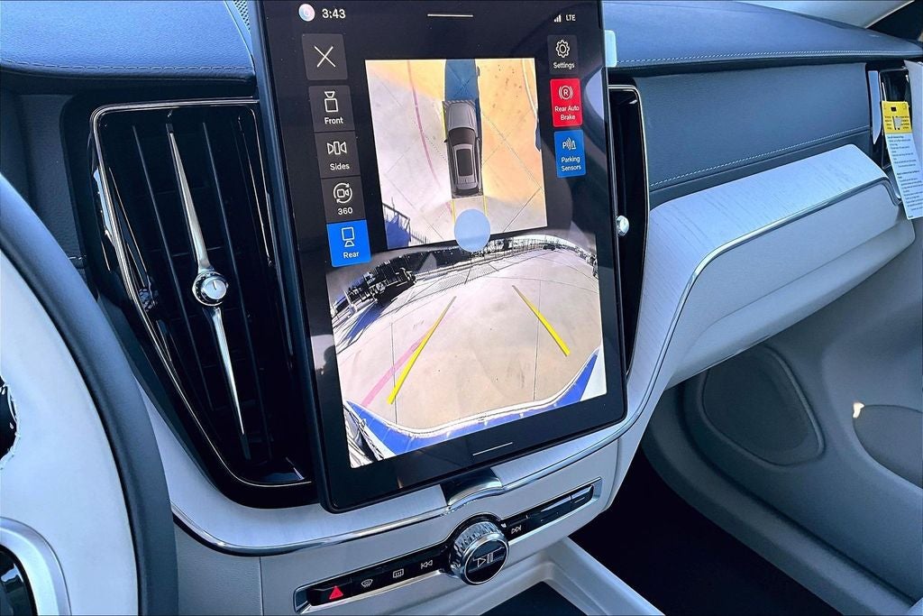 2026 Volvo XC60 Plug-In Hybrid T8 Ultra