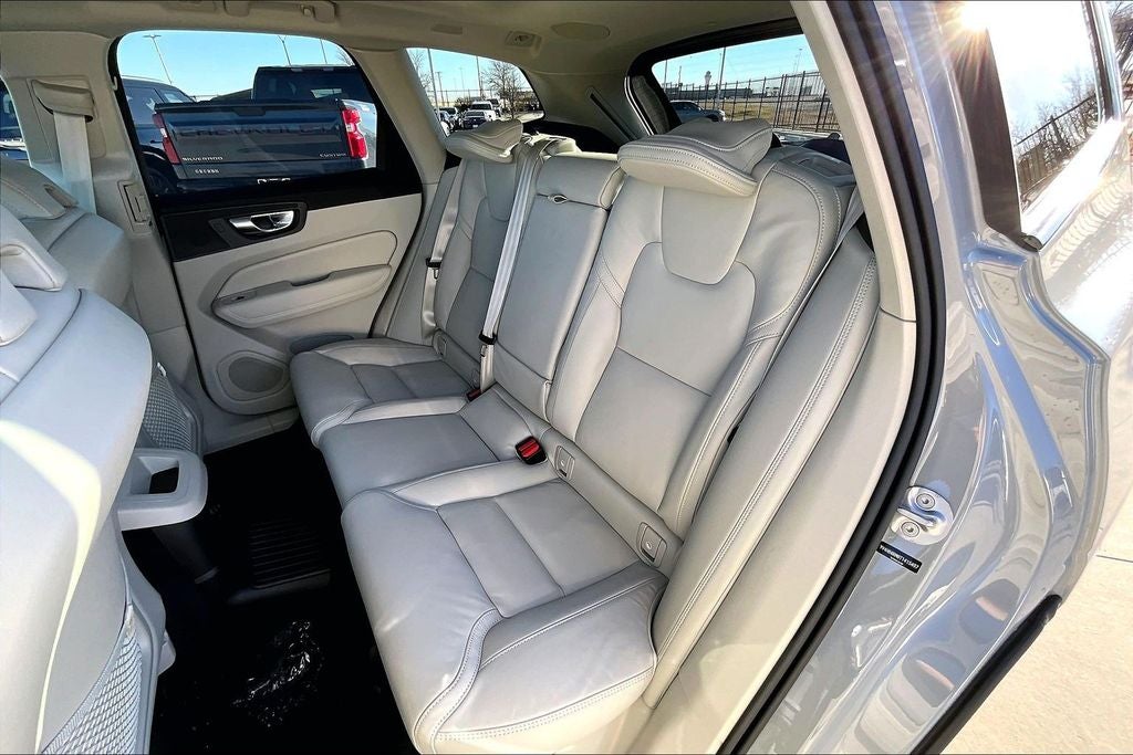 2026 Volvo XC60 Plug-In Hybrid T8 Ultra