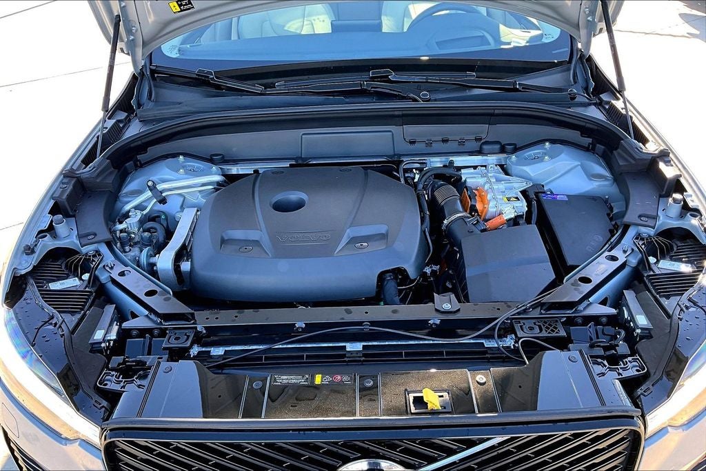 2026 Volvo XC60 Plug-In Hybrid T8 Ultra
