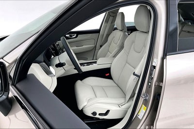 2026 Volvo XC60 Plug-In Hybrid T8 Ultra