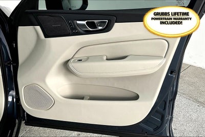 2026 Volvo XC60 Plug-In Hybrid T8 Ultra