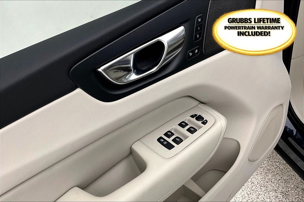 2026 Volvo XC60 Plug-In Hybrid T8 Ultra