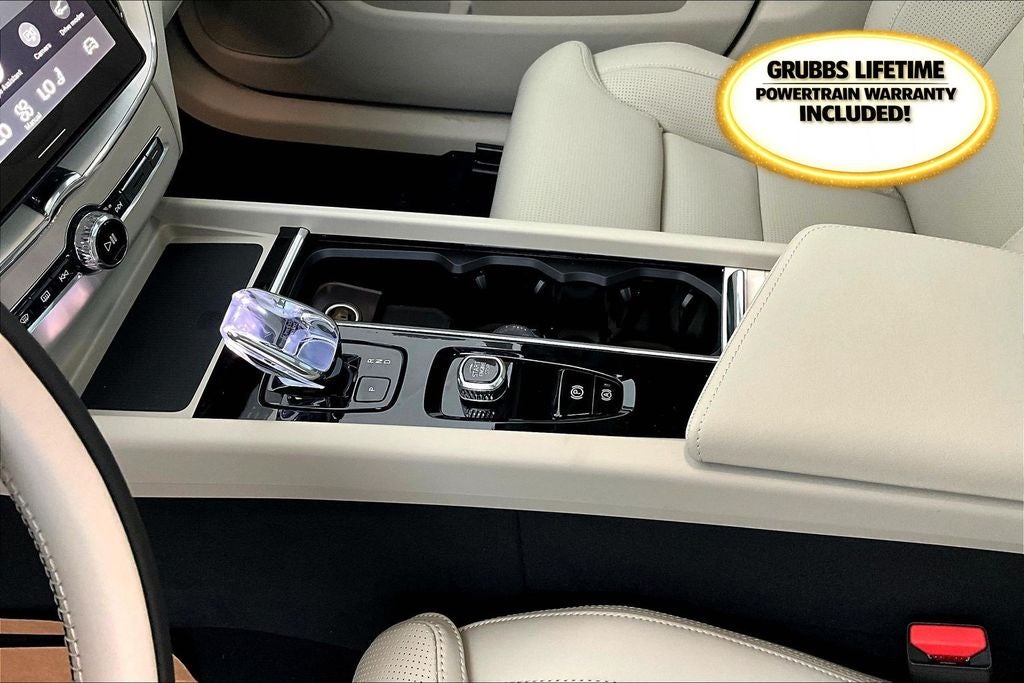 2026 Volvo XC60 Plug-In Hybrid T8 Ultra