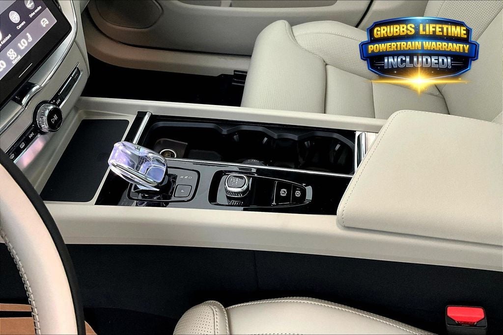 2026 Volvo XC60 Plug-In Hybrid T8 Ultra