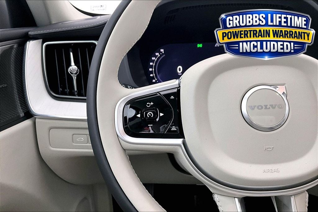 2026 Volvo XC60 Plug-In Hybrid T8 Ultra