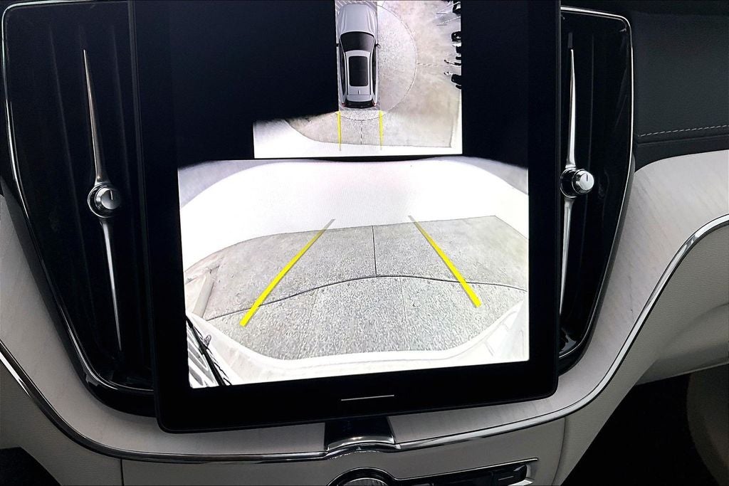 2026 Volvo XC60 Plug-In Hybrid T8 Ultra