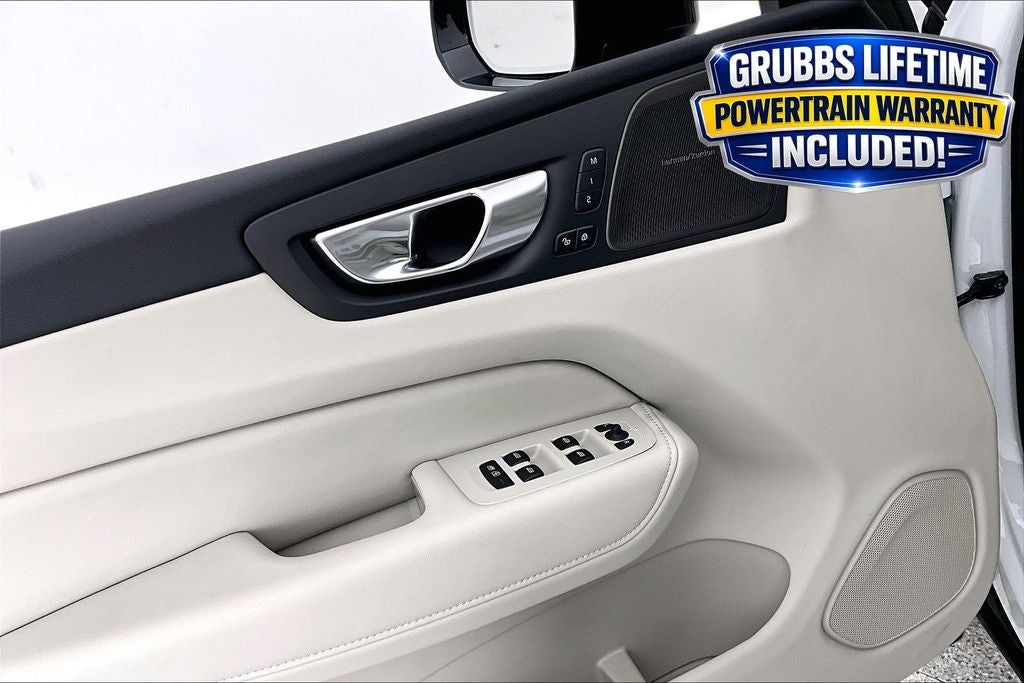 2026 Volvo XC60 Plug-In Hybrid T8 Ultra