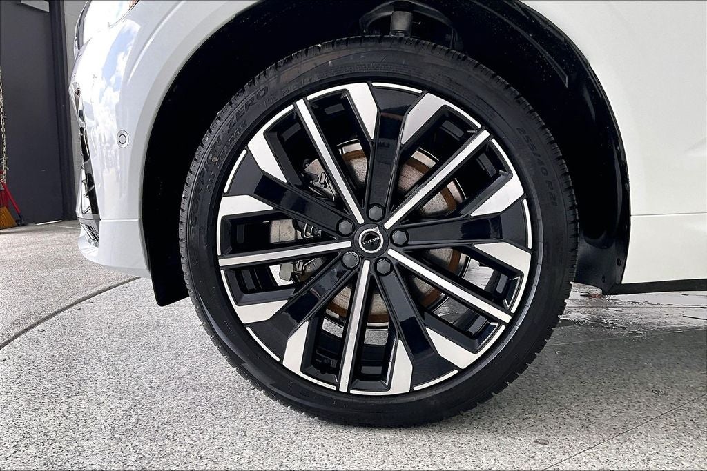 2026 Volvo XC60 Plug-In Hybrid T8 Ultra