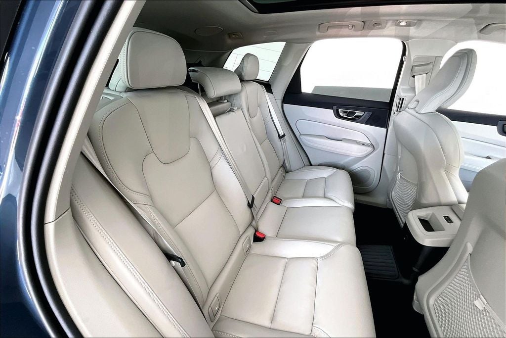 2026 Volvo XC60 Plug-In Hybrid T8 Ultra