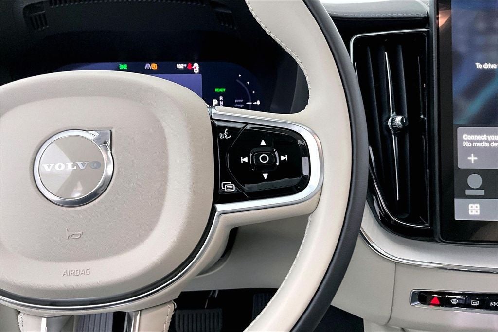 2026 Volvo XC60 Plug-In Hybrid T8 Ultra