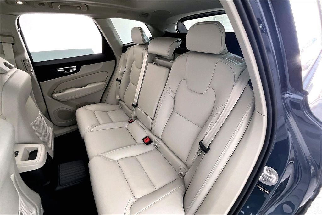 2026 Volvo XC60 Plug-In Hybrid T8 Ultra