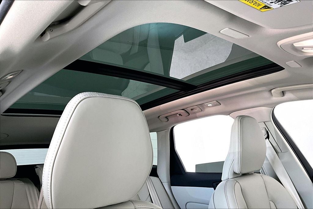 2026 Volvo XC60 Plug-In Hybrid T8 Ultra