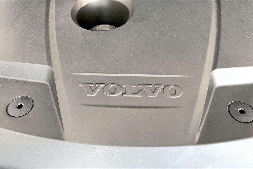 2026 Volvo XC60 Plug-In Hybrid T8 Ultra