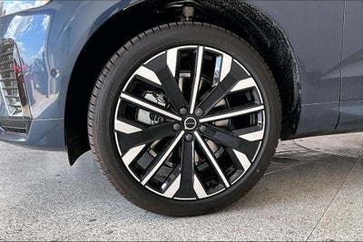 2026 Volvo XC60 Plug-In Hybrid T8 Ultra